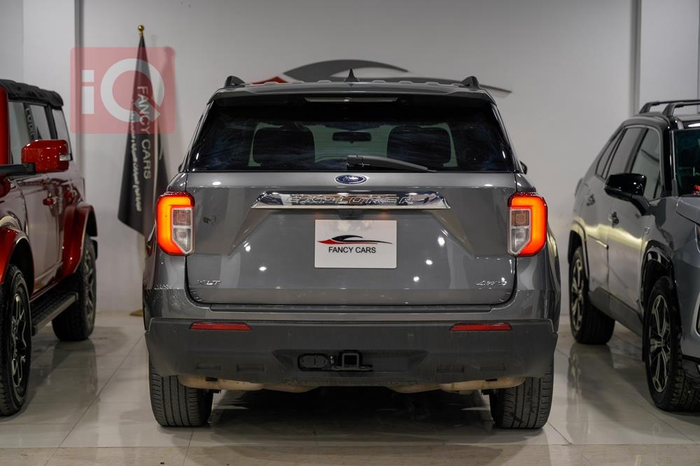 Ford Explorer